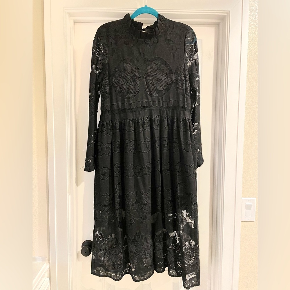 Black lace dress